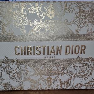 Dior medium Holiday Gift Box